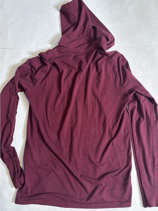 Vineyard Vines Men's XS Maroon Hooded Long-Sleeve Pocket Shirt Whale Logo - Picture 2 of 5